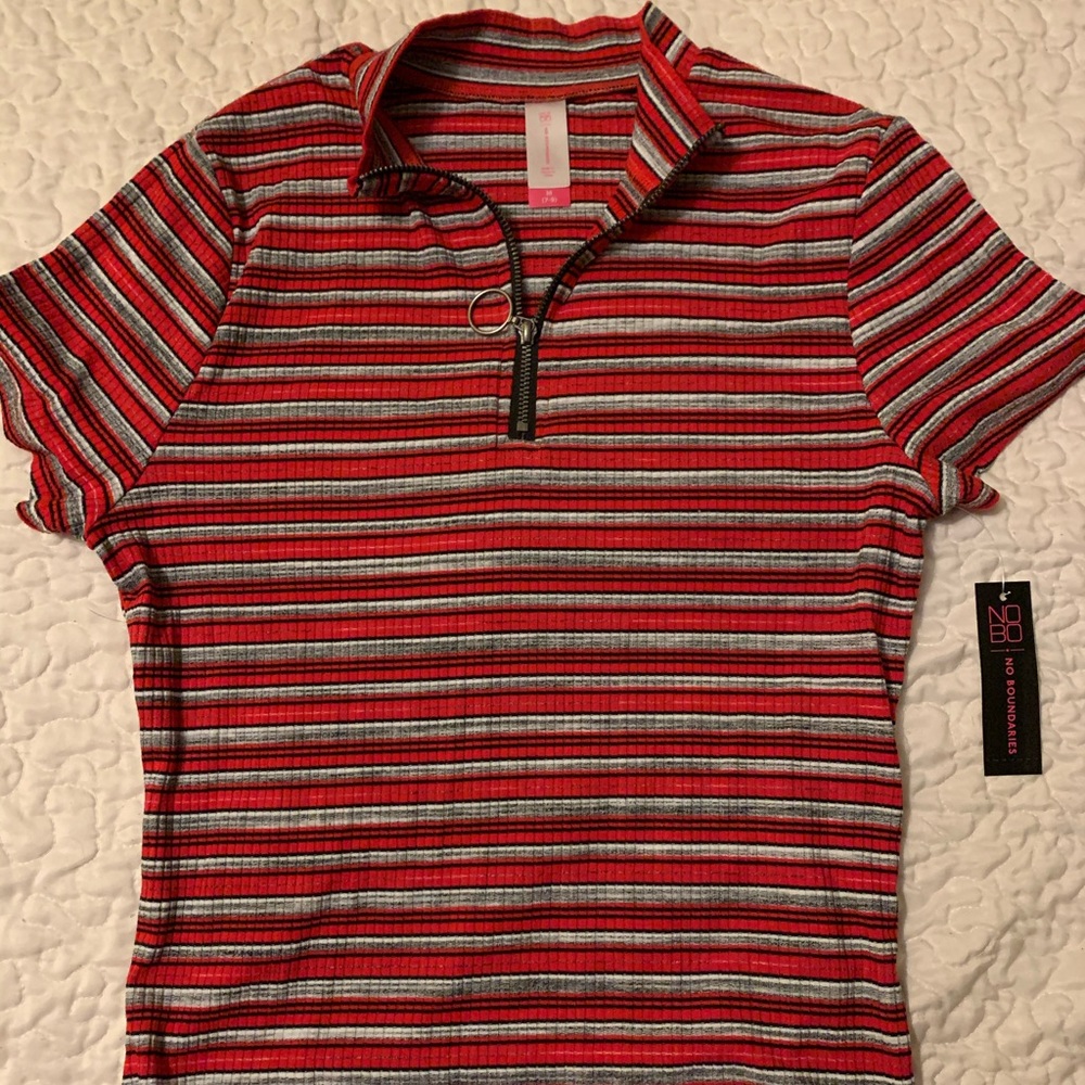 No Boundaries NWT short sleeved top